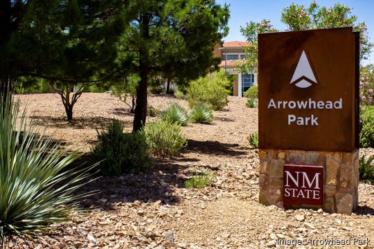 Arrowhead Park sign