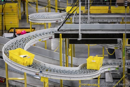 Amazon Robotics Fulfillment Center 080923 14