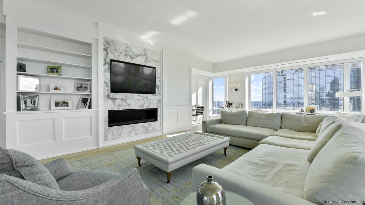 Curated visual reference: Curated Leed Certified Penthouse Units In Luxury Towers Gallery View