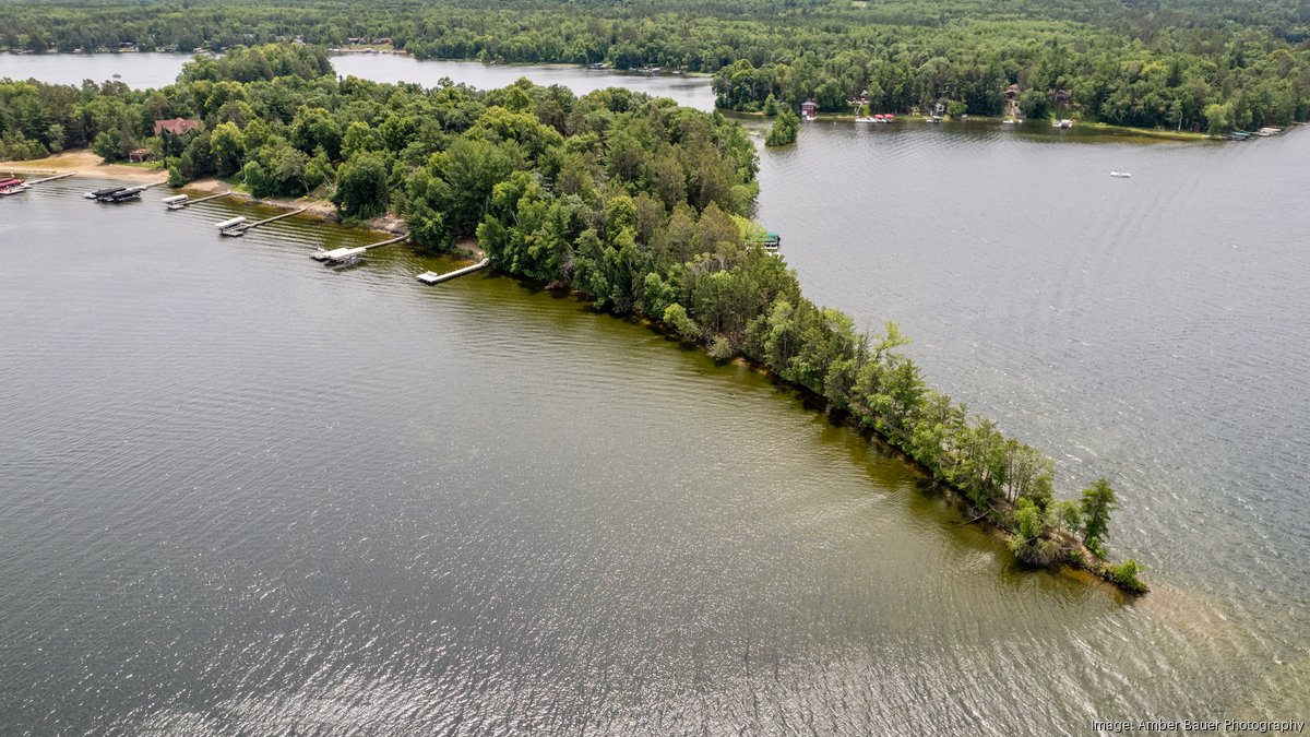 Dream Cabins Three cabins on Whitefish lake chain listing together for