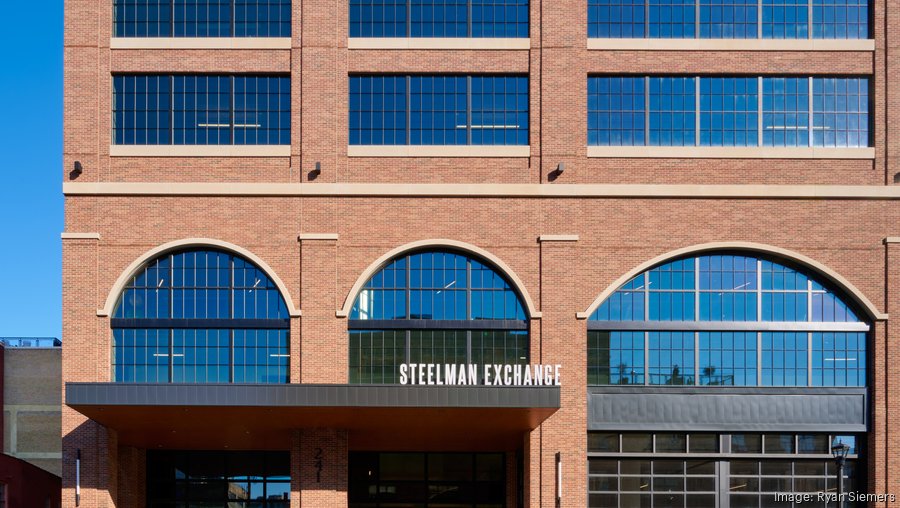 Steelman Approach JPMorgan Chase, The Social Lights sign leases at Steelman Exchange ...