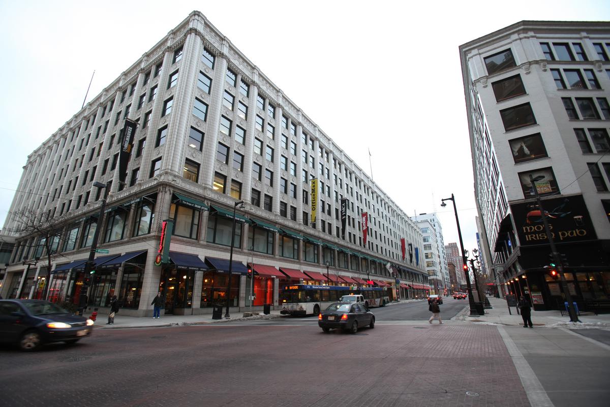 Grand Avenue could open up stores to the street - Milwaukee Business ...