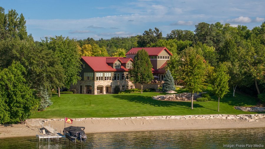 Dream Cabins Large house on Lake Minnewaska lists for 4.95 million