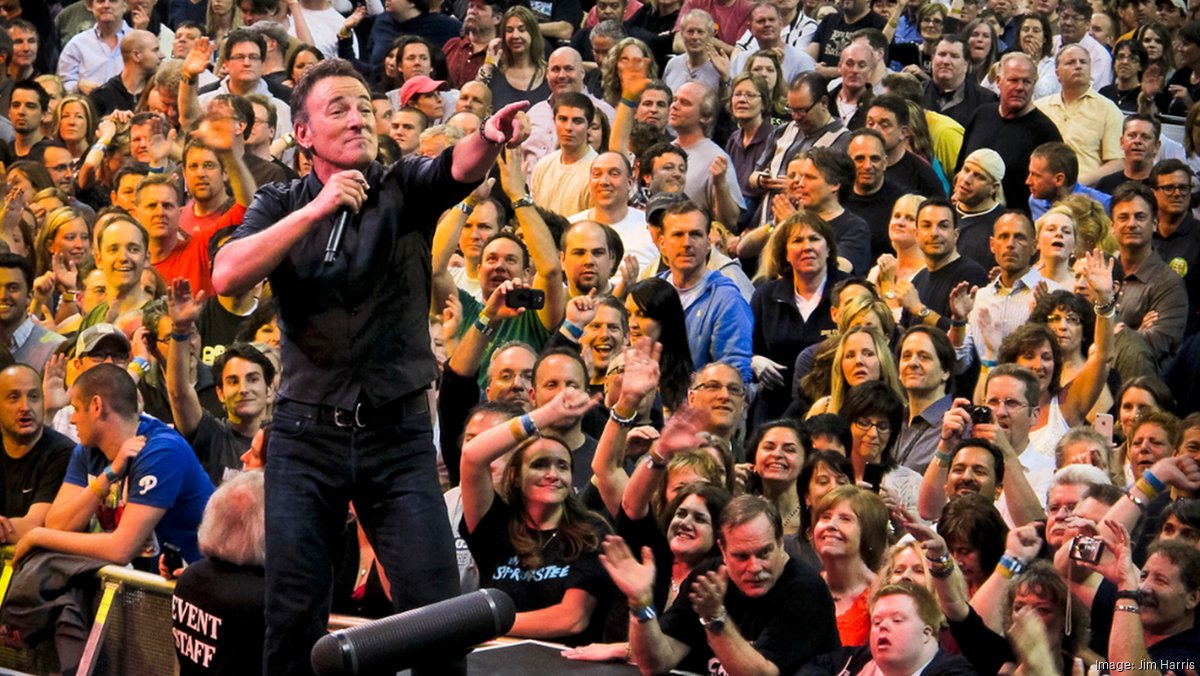 Bruce Springsteen postpones concerts in Pittsburgh Pittsburgh