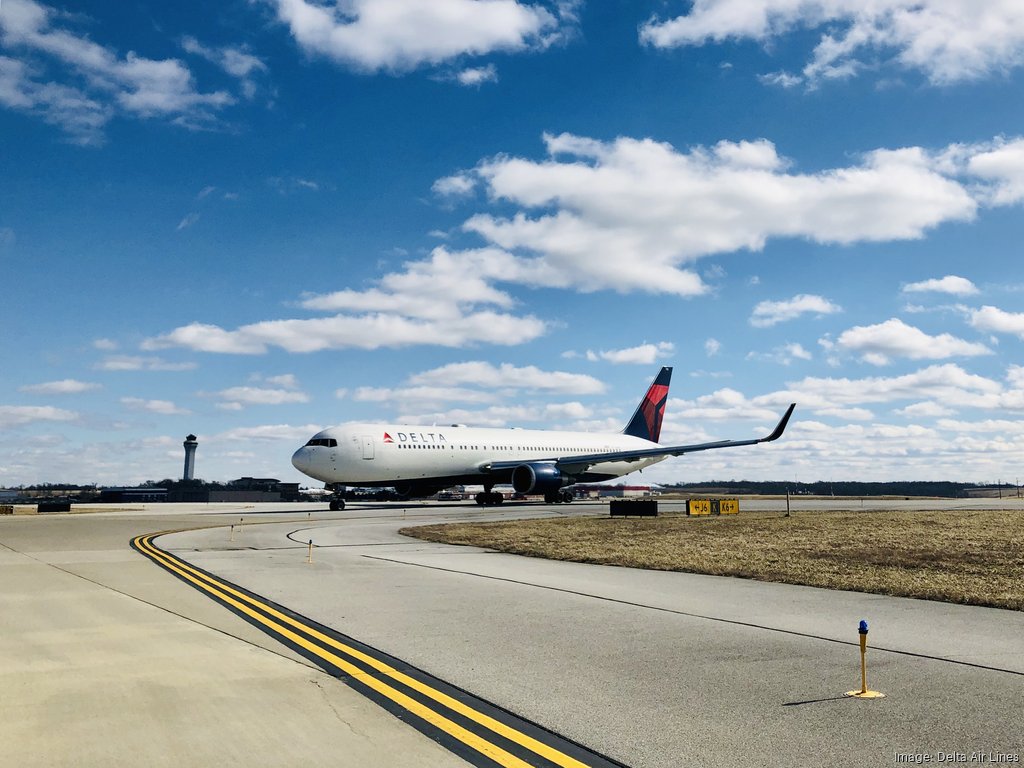 taxiing.jpg
