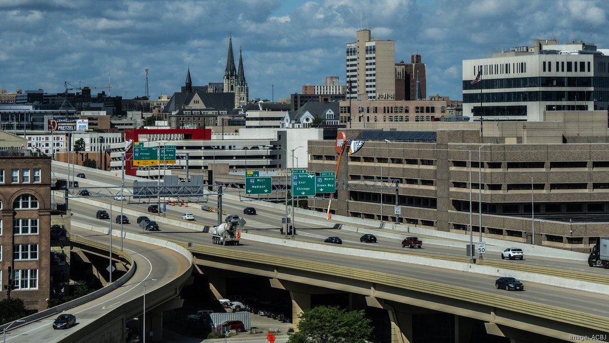 Transportation experts weigh in on I-794 proposals - Milwaukee Business ...