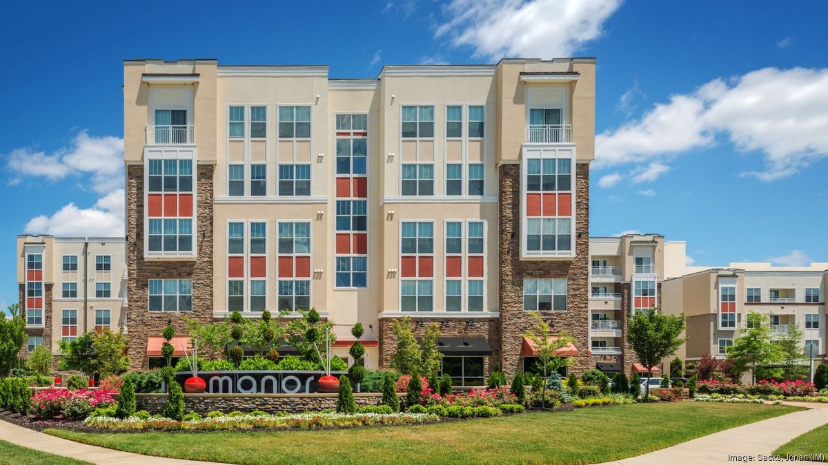 Dinerstein Companies buys Raleigh apartments for 74M, marking entrance