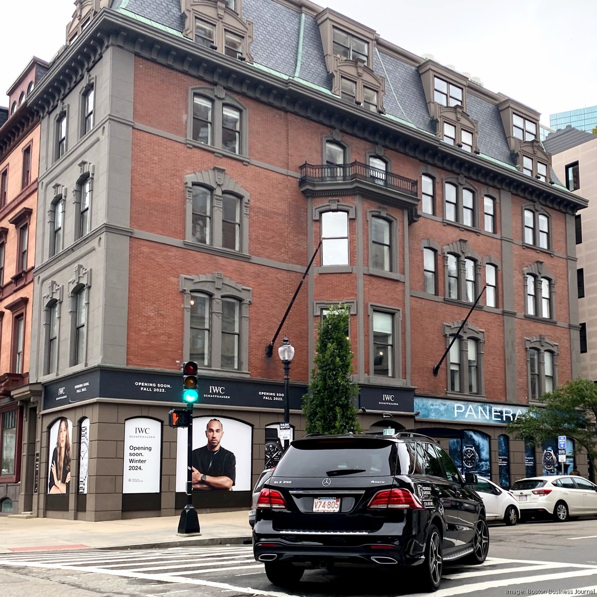 Burberry store newbury street