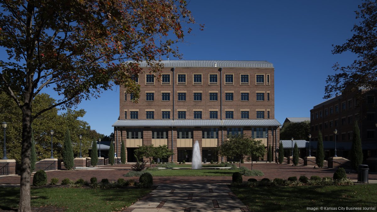 Occidental's Overland Park campus lands Wichitabased accounting firm