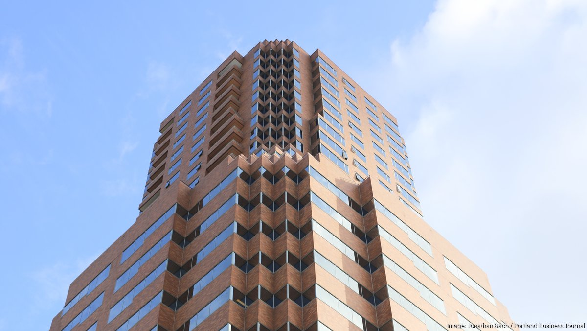 Summit Bank extends lease in downtown Portland - Portland Business Journal