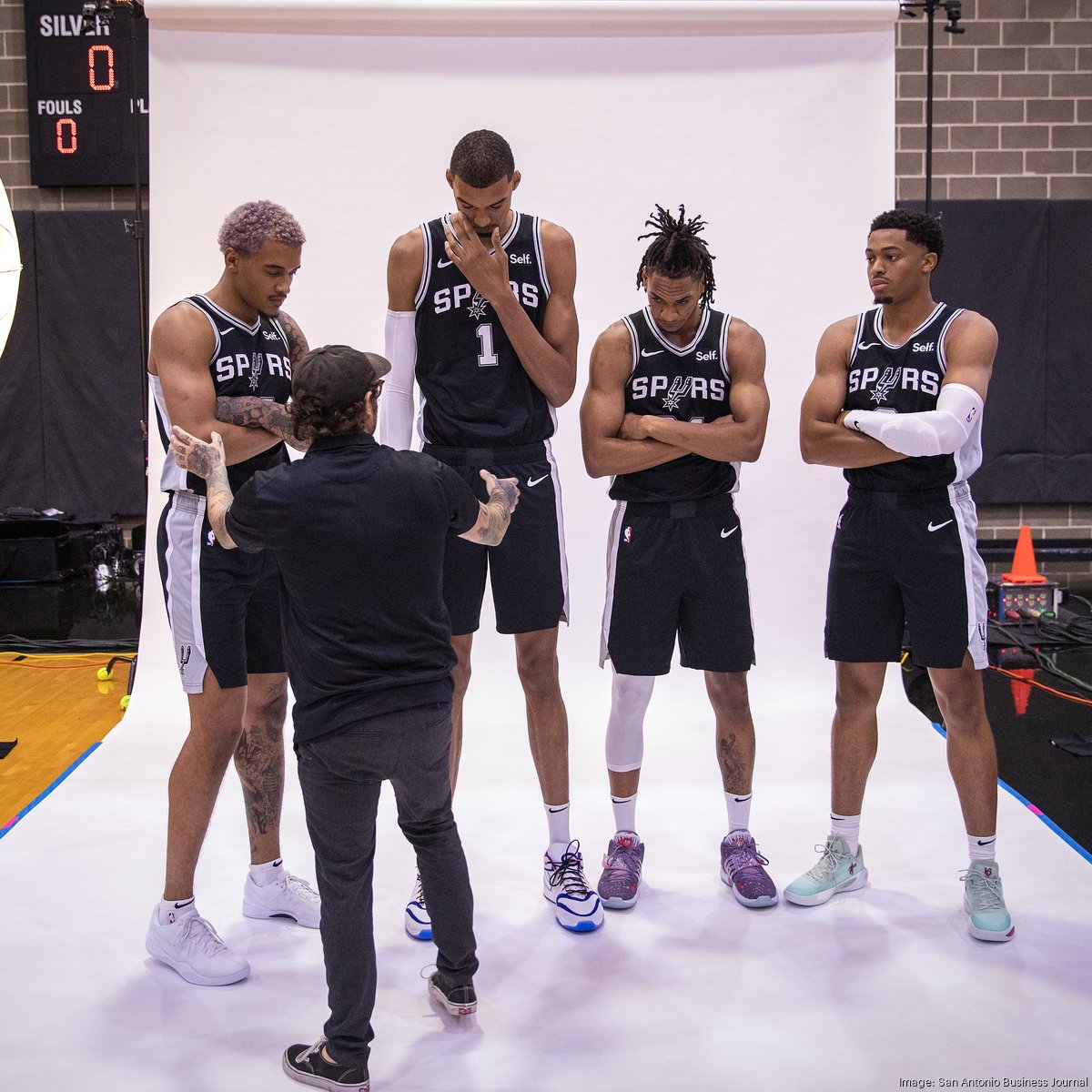 PHOTOS: 2022 Spurs Draft Picks Arrive to San Antonio Photo Gallery