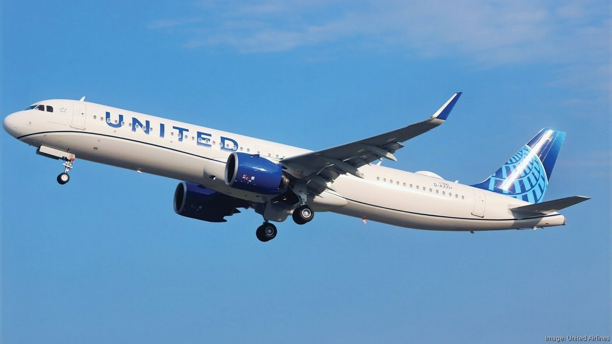 United Airlines Orders 110 Planes From Boeing Airbus Chicago Business Journal 2478