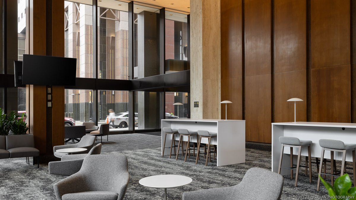 PNC Tower renovates its lobby (PHOTOS) - Louisville Business First