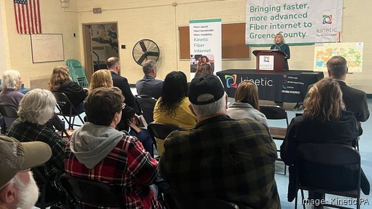 Crowd Shot Kinetic PA Ops Prexy Susan Schraibman at Lectern New Freeport 101723