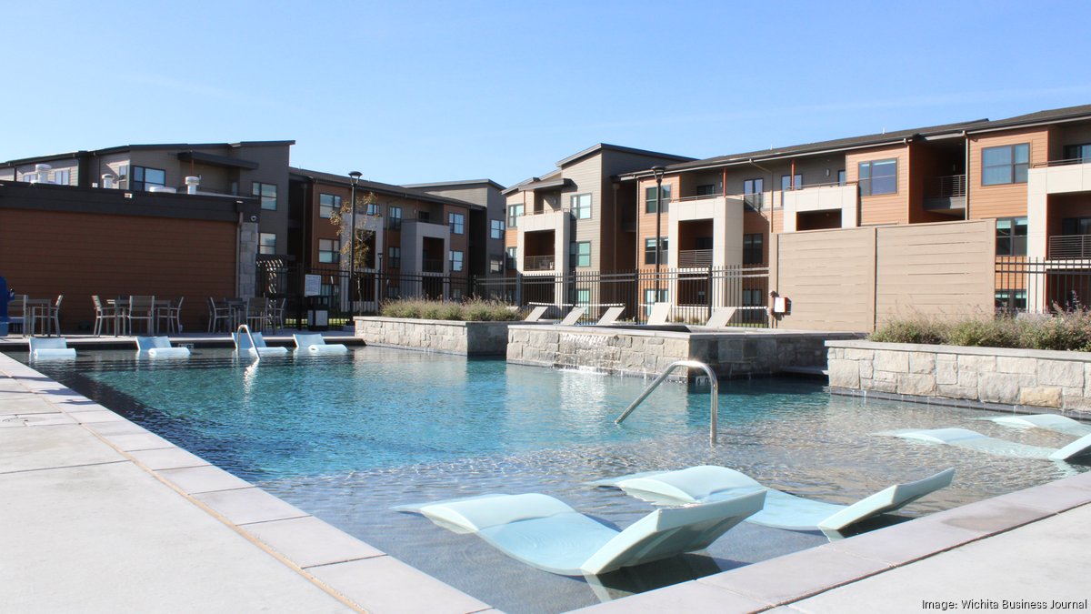 Picture of Northwest Wichita luxury apartment complex set for spring completion ...