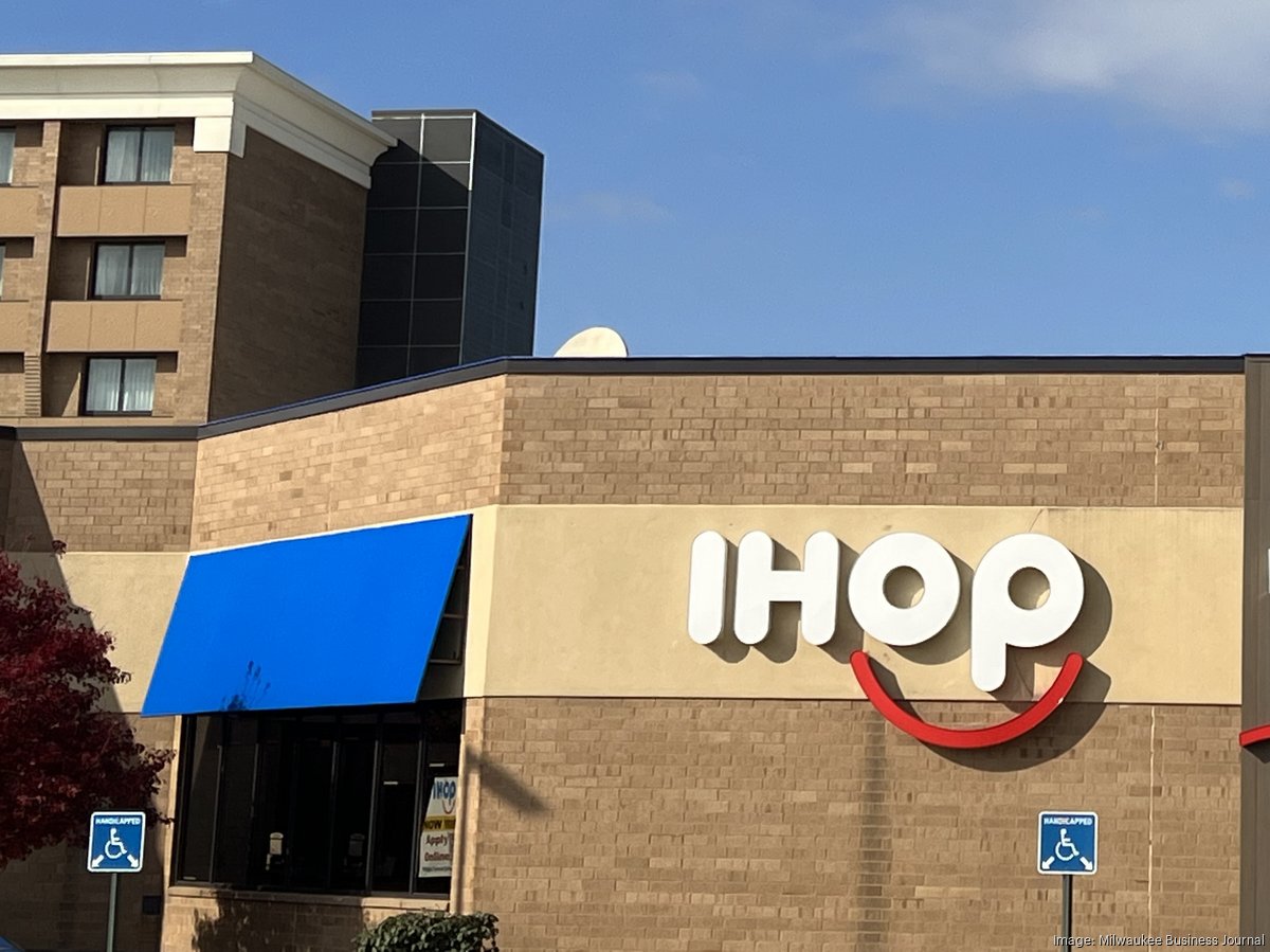 iHop - just across the road from the hotel! - Picture of Four