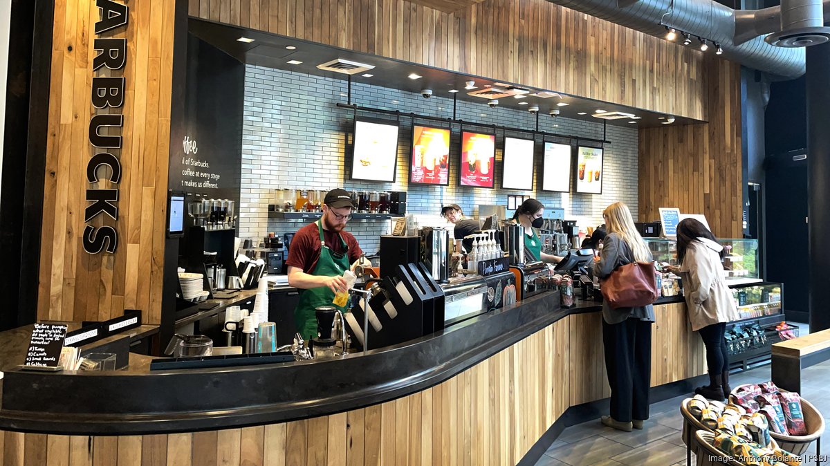 Starbucks closes store in downtown Seattle office tower