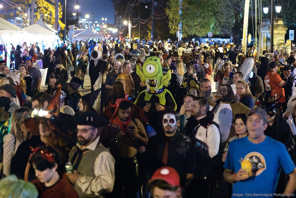 highball-halloween-2022-photo-by-tony-be
