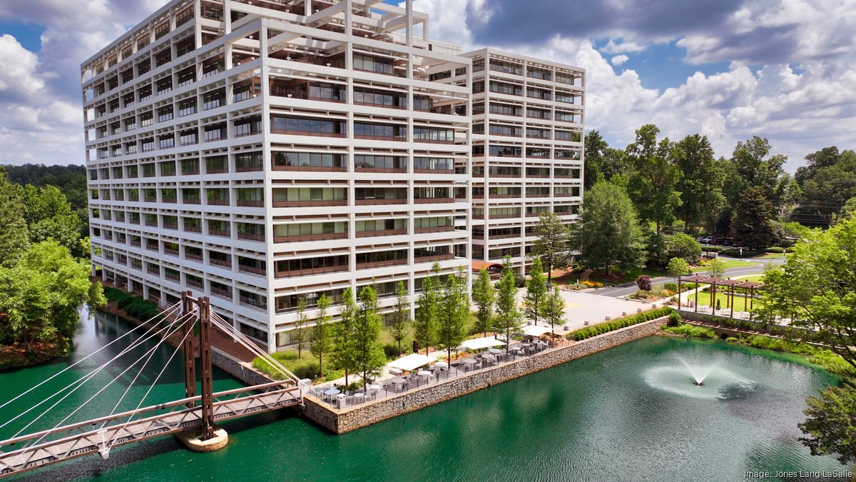 Atlanta office leasing rebounds as bigger deals return to market