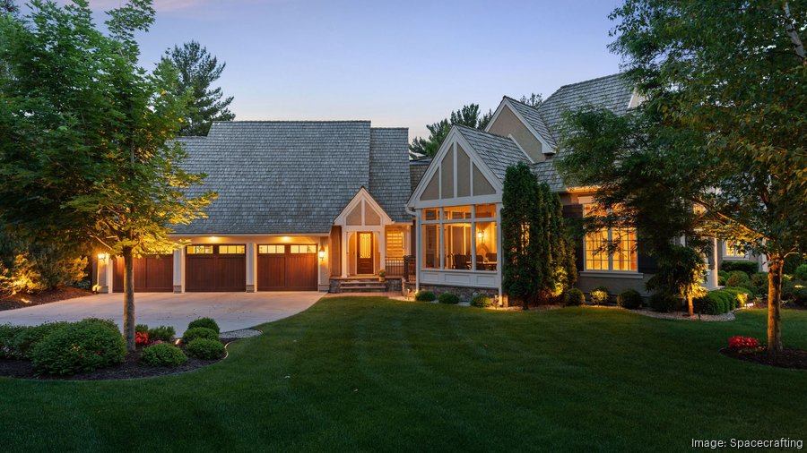 Estate in Eden Prairie's Bearpath golf community lists for 3.25M