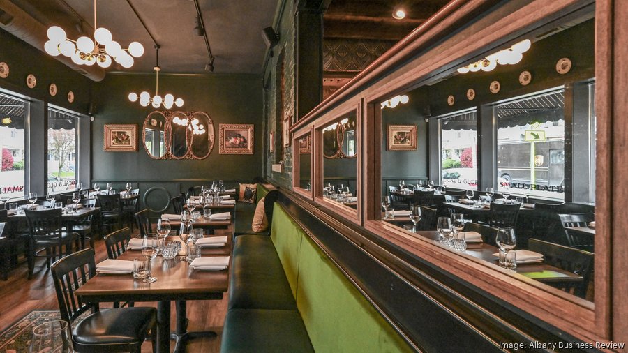 The Delaware Restaurant & Bar - Restaurant in Albany