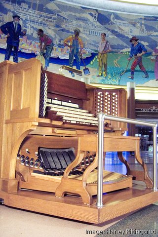 Cincinnati Museum Center: Grand E.m. Skinner Organ Music Returns 