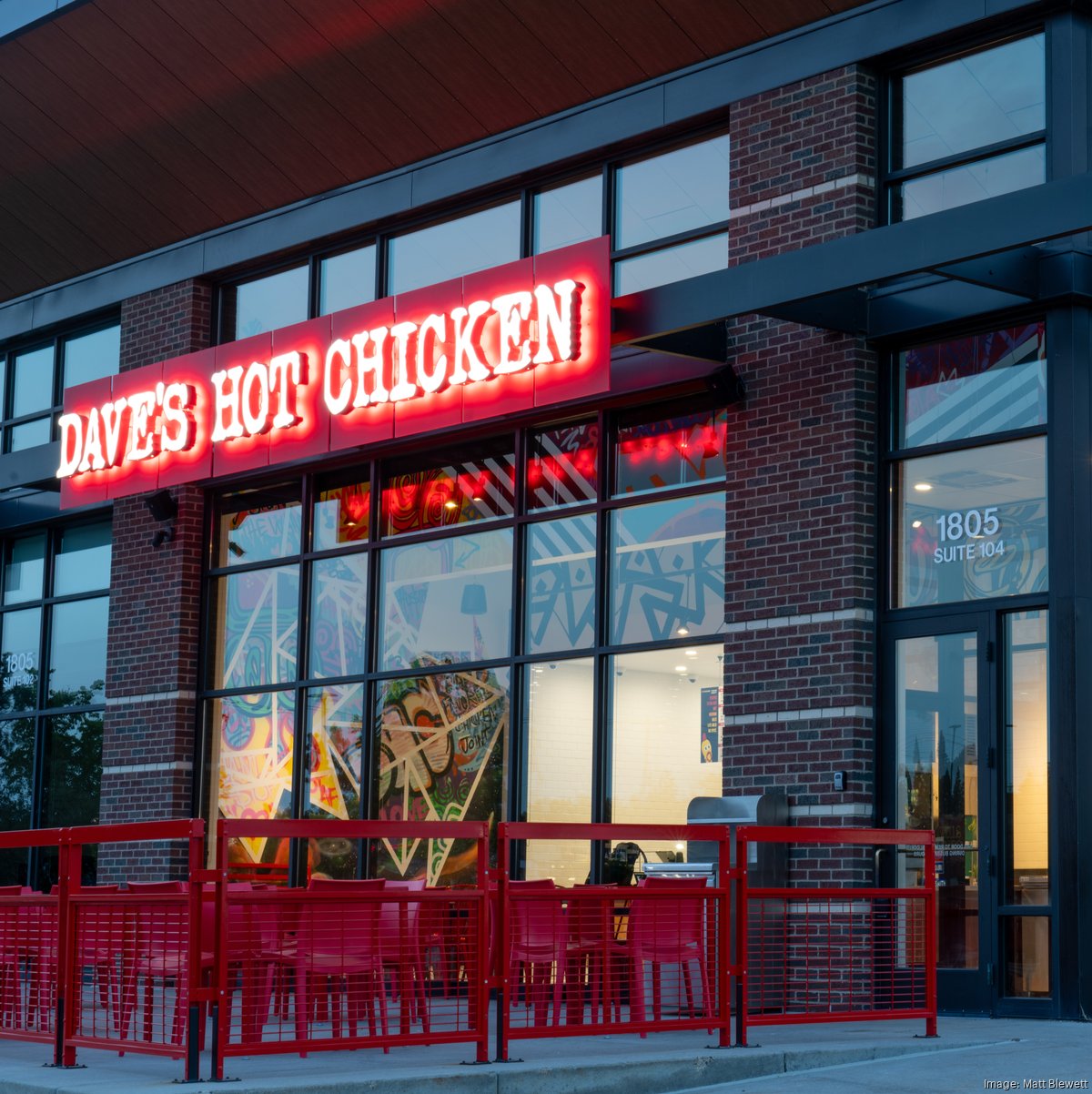 Digestible: Dave's Hot Chicken, Arezzo Ristorante, Red Lobster