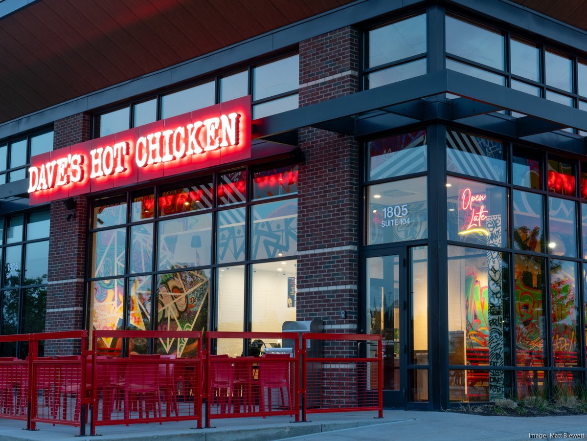 Digestible: Dave's Hot Chicken, Arezzo Ristorante, Red Lobster