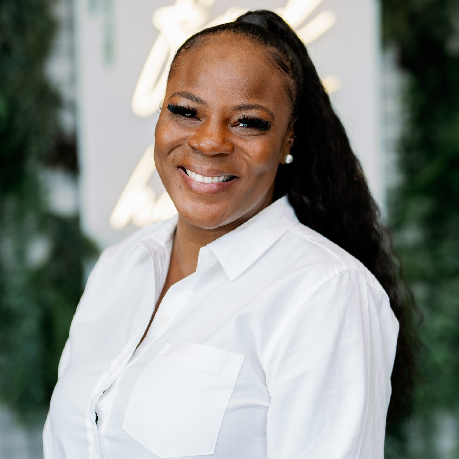 Elsie Parker's Instagram, Twitter & Facebook on IDCrawl