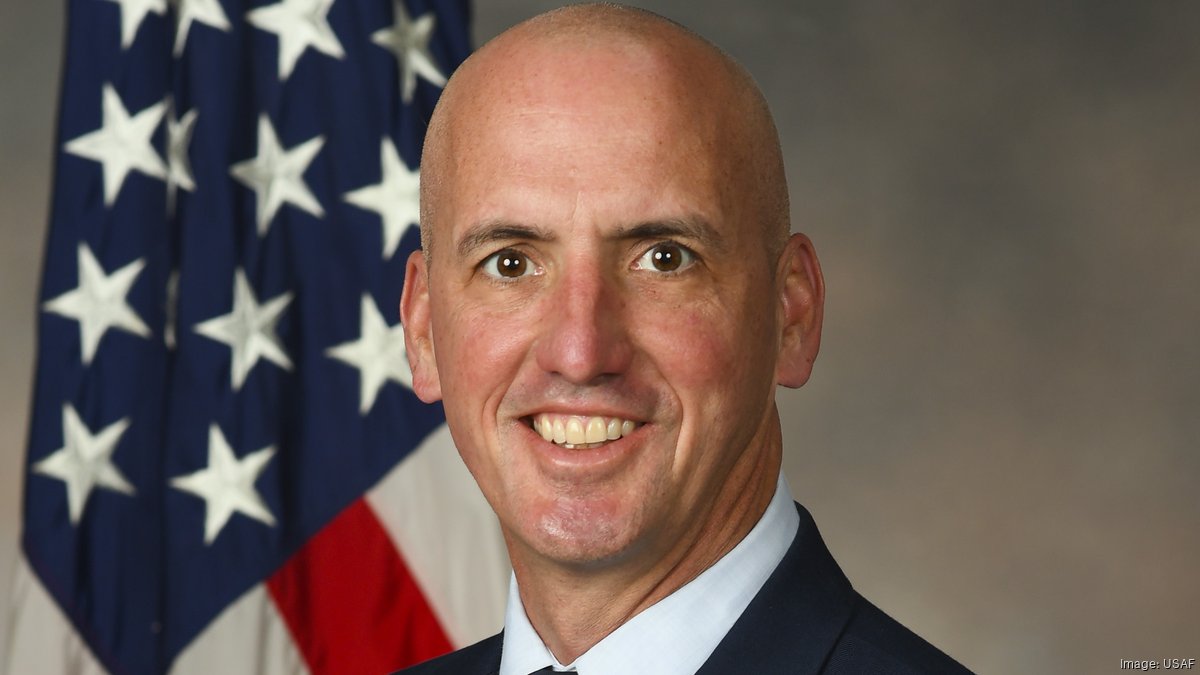 David Flosi named 20th Chief Master Sergeant of the Air Force - Dayton ...