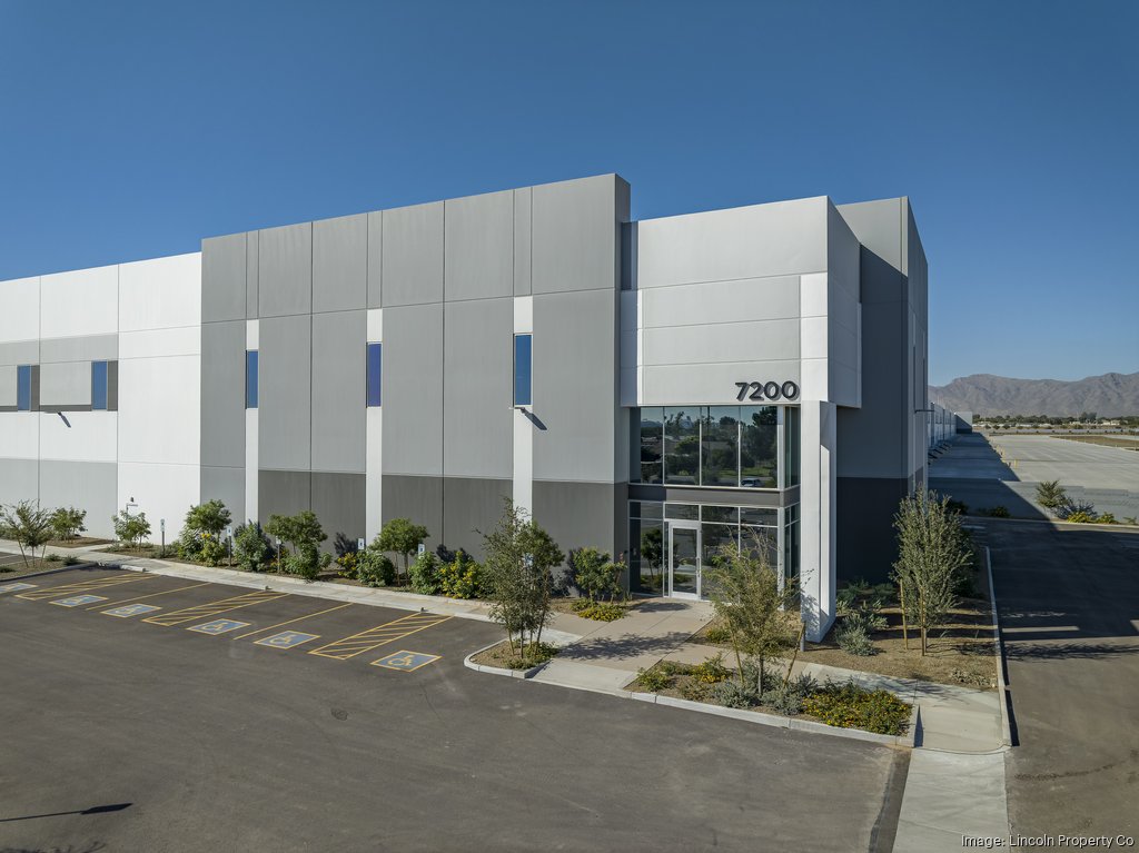 lpcpark303-building-cexterior-