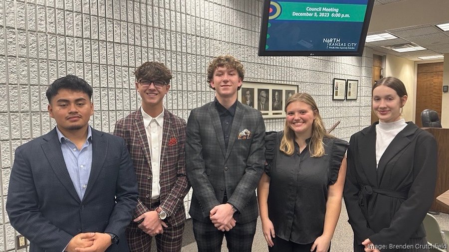 Students reimagine old Cerner HQ as college campus or mini-community ...