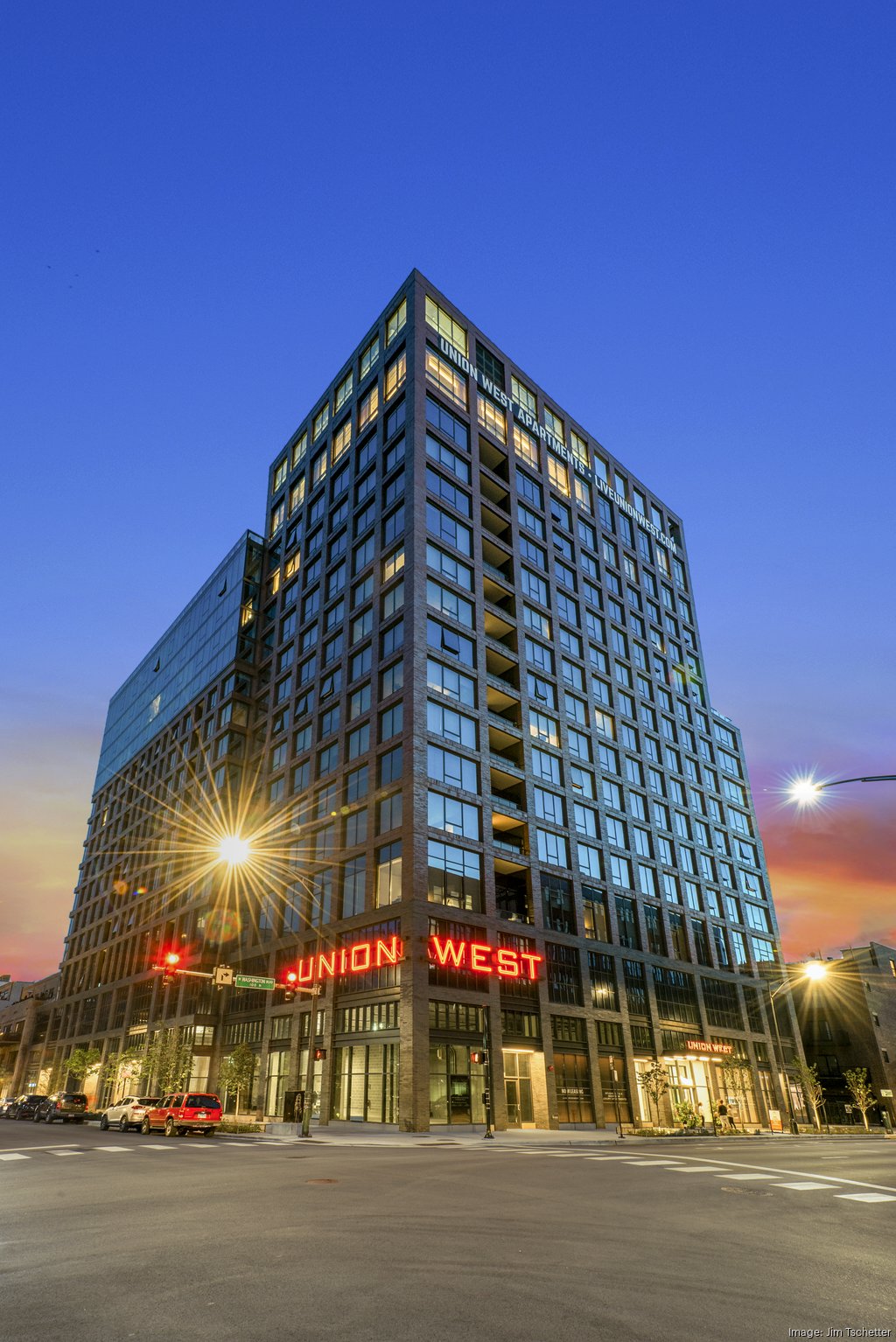 West Loop - The Best Luxury Apartment Buildings in Chicago: West