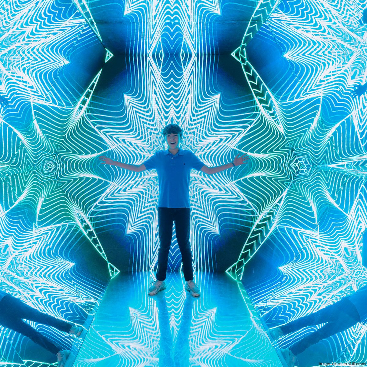 Museum of Illusions opens on Santa Monica's Third Street Promenade