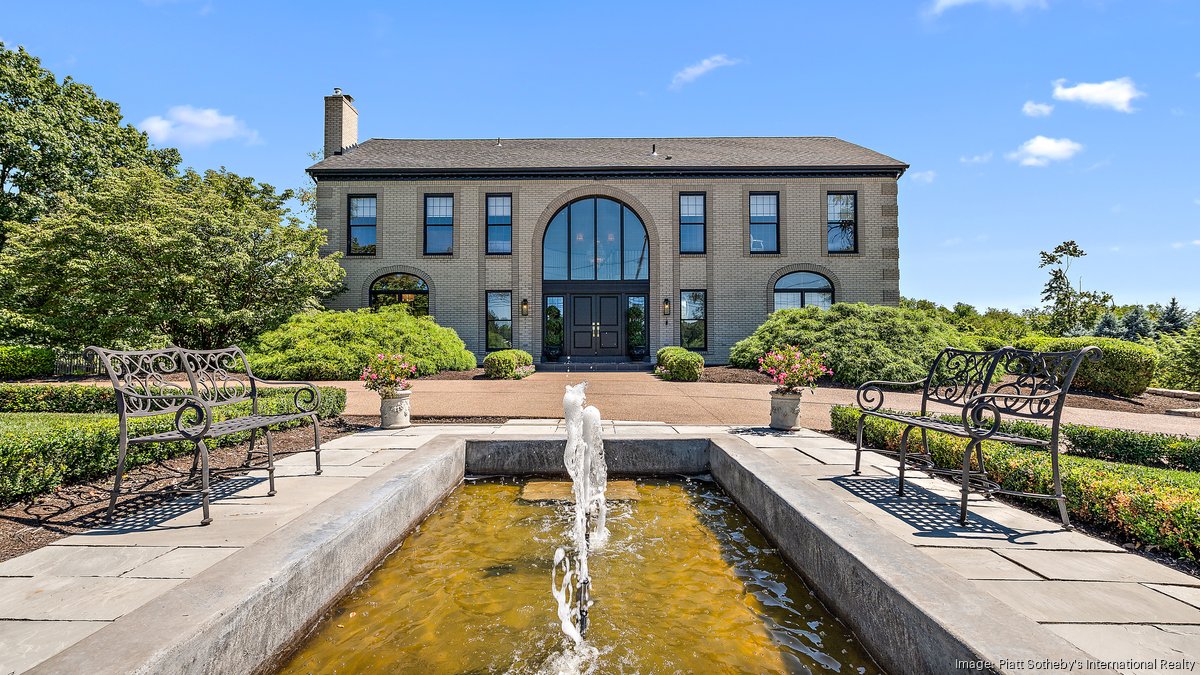 See inside this Sewickley Heights home that's for sale for 2.3M