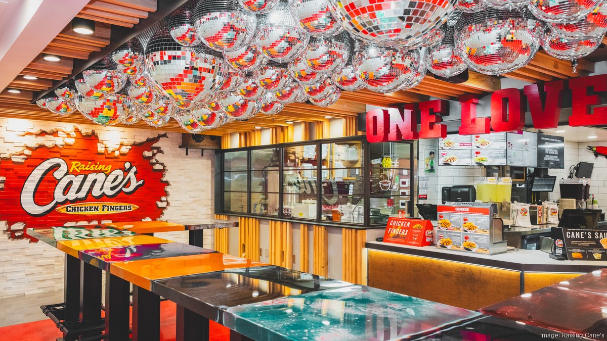 Raising Canes inks deal for vacant Chinatown restaurant space