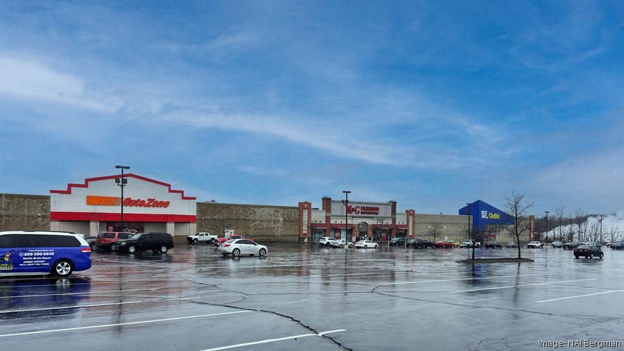 Tri County Crossings shopping center purchased by Cotswold Group