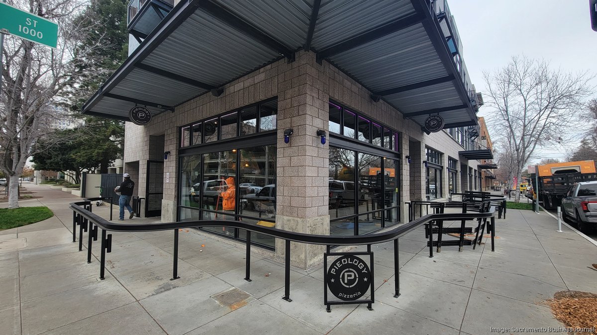 Burmese restaurant replacing Pieology Pizzeria on 16th Street