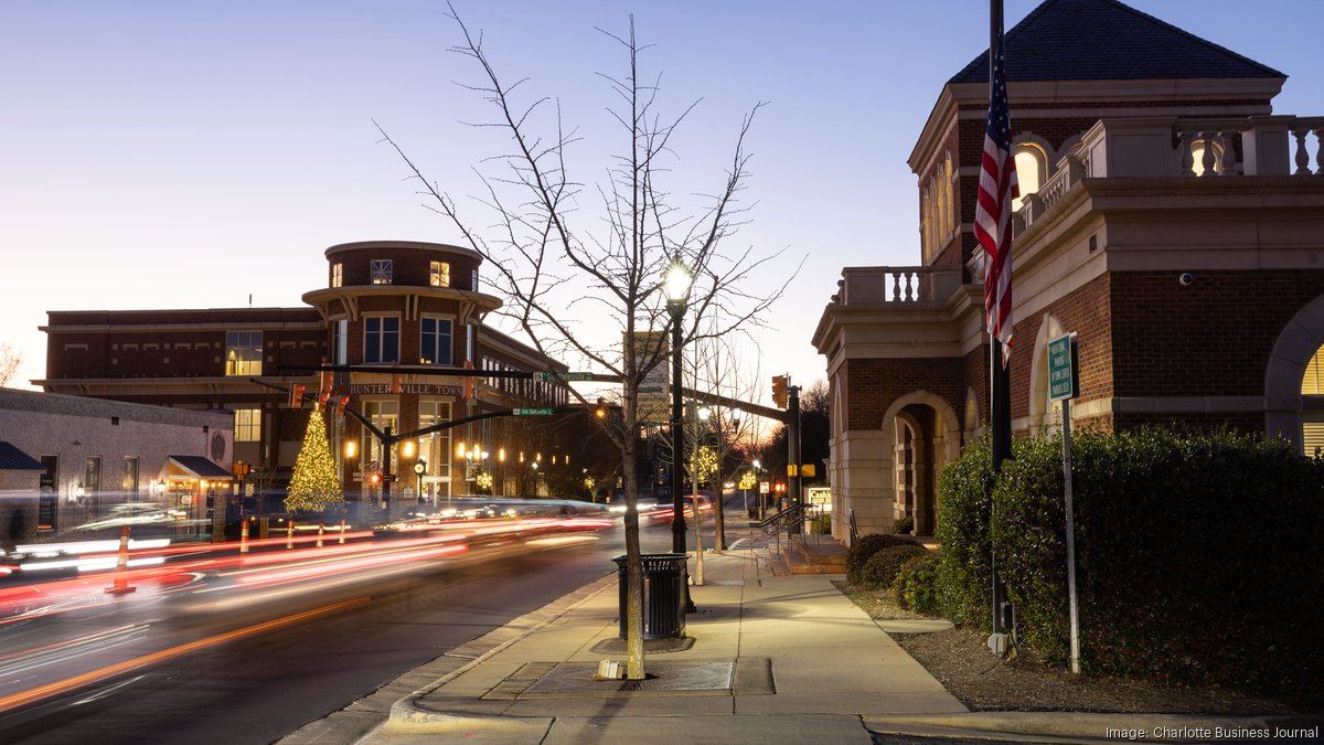 Huntersville Breaks Ground On New Town Hall Project - Charlotte 