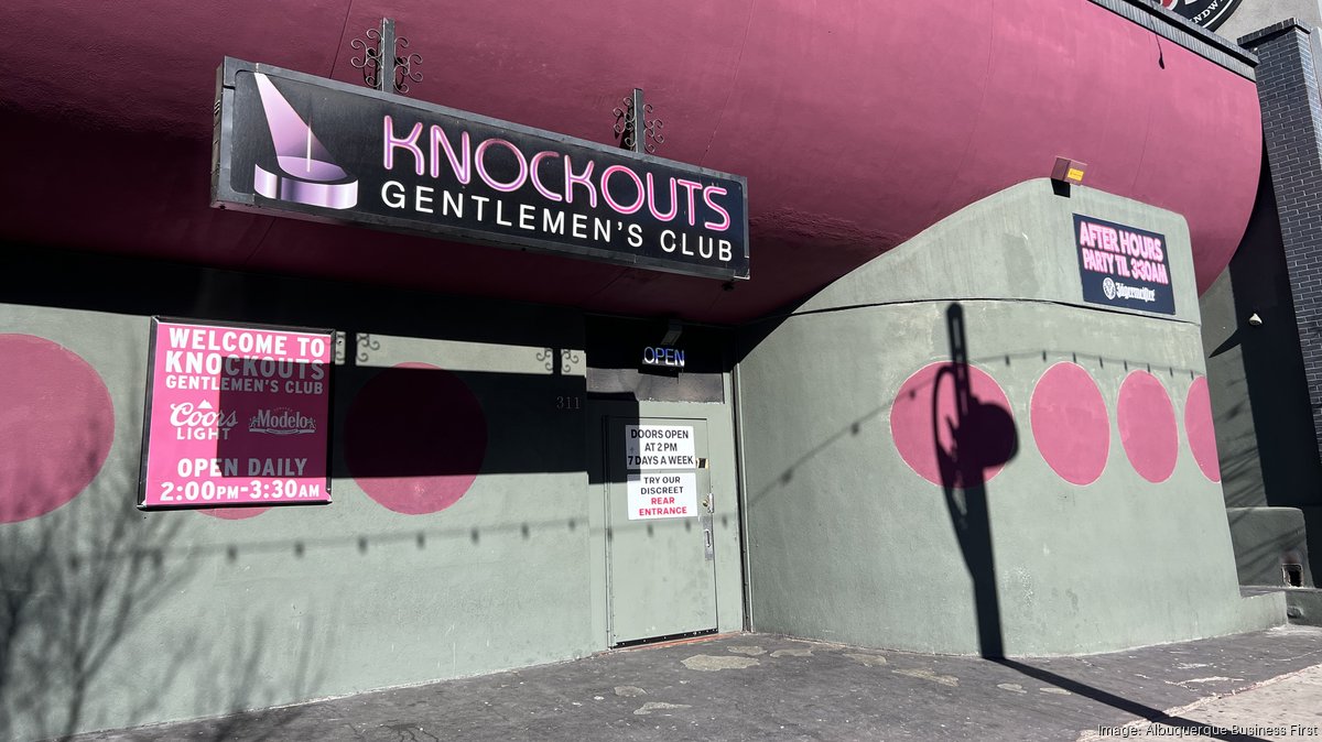 Downtown strip club cited for serving alcohol to a minor, obstructing