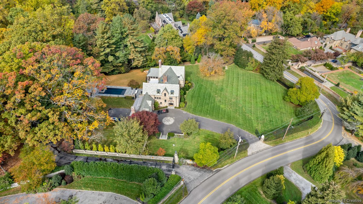 Wyndmoor home that 'blows away most Main Line houses' lists for 4.5M