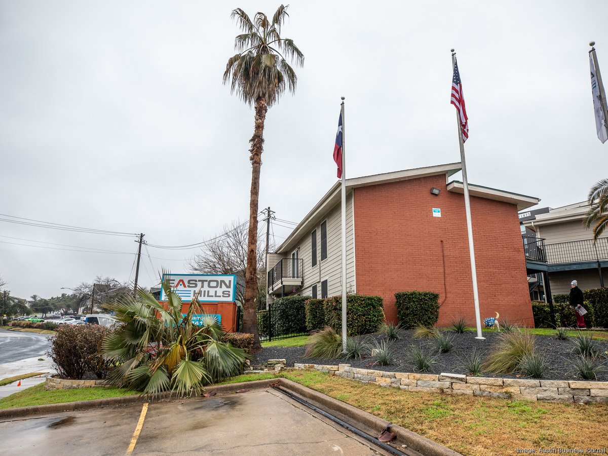 Site of South Austin apartment complex on tap for redevelopment