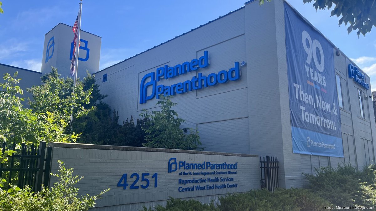 Missouri Planned Parenthood clinics hold off resuming abortions, await ...