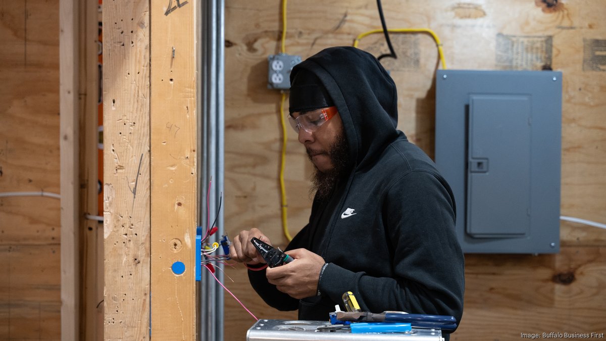 Viridi, Northland, Jamestown Plastics train manufacturing workers Buffalo Business First