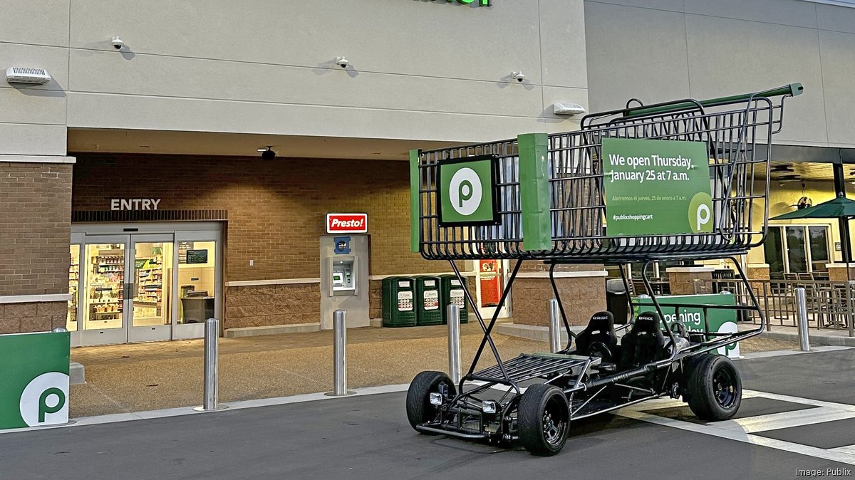 Publix rolls out giant shopping cart to generate buzz for new store