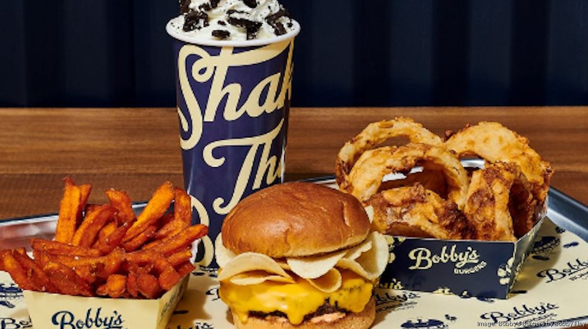 Chef Bobby Flay's burger restaurant narrows in on SouthPark debut ...