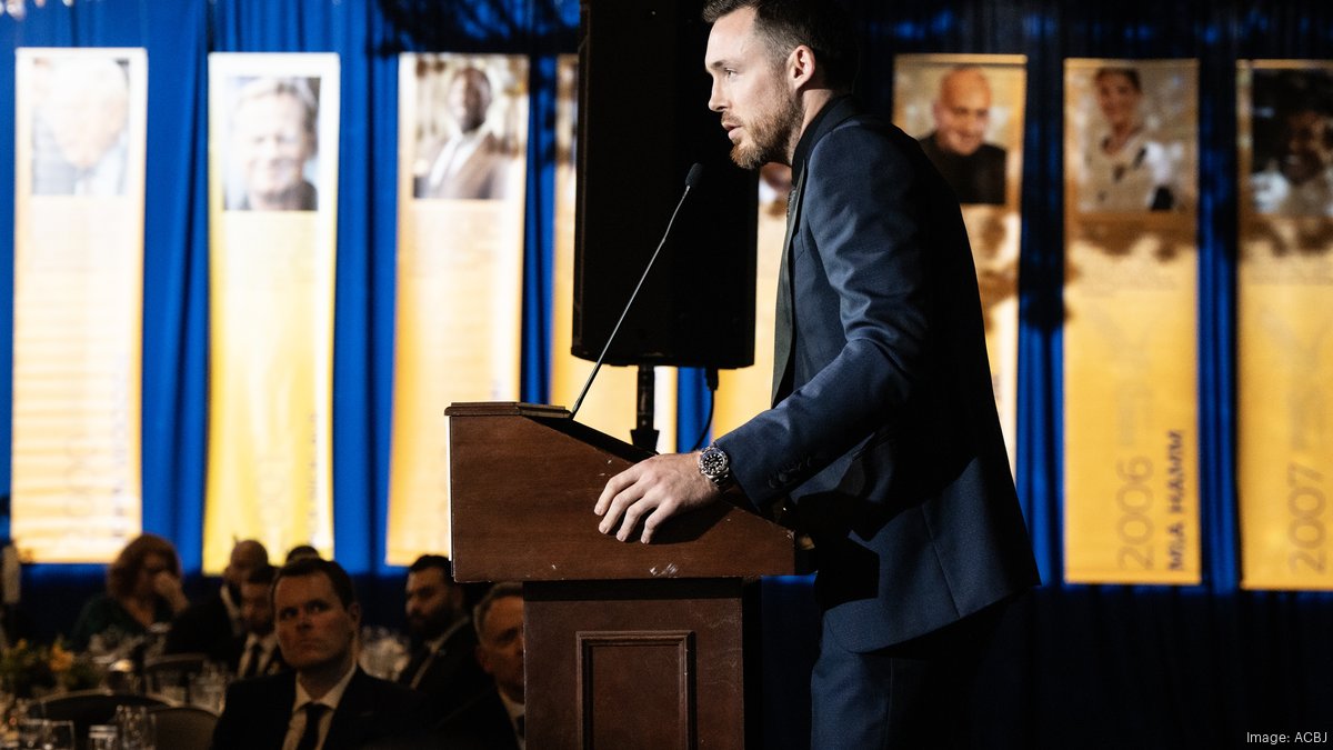 Bucks' star Pat Connaughton, Peggy Williams-Smith honored by Vince Lombardi Cancer Foundation: Slideshow