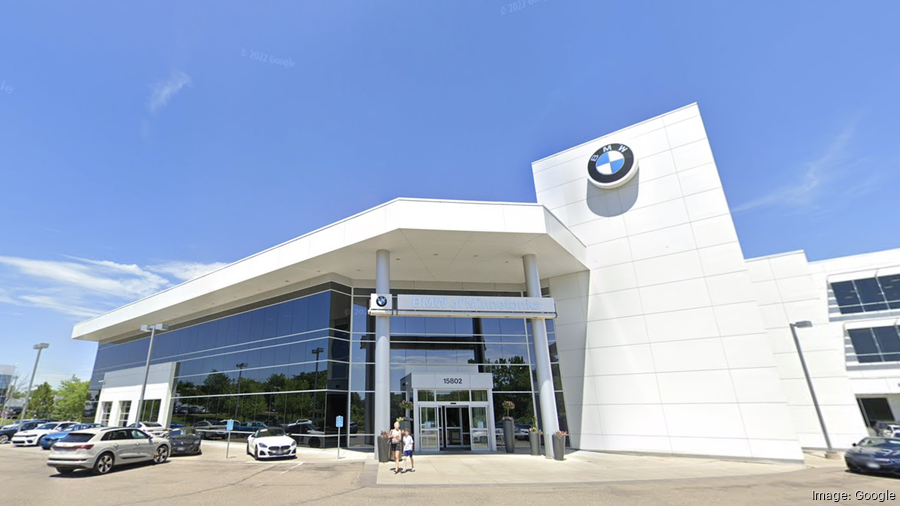 Lithia paid 86 million for Pohlads' BMW, Porsche, Audi dealerships