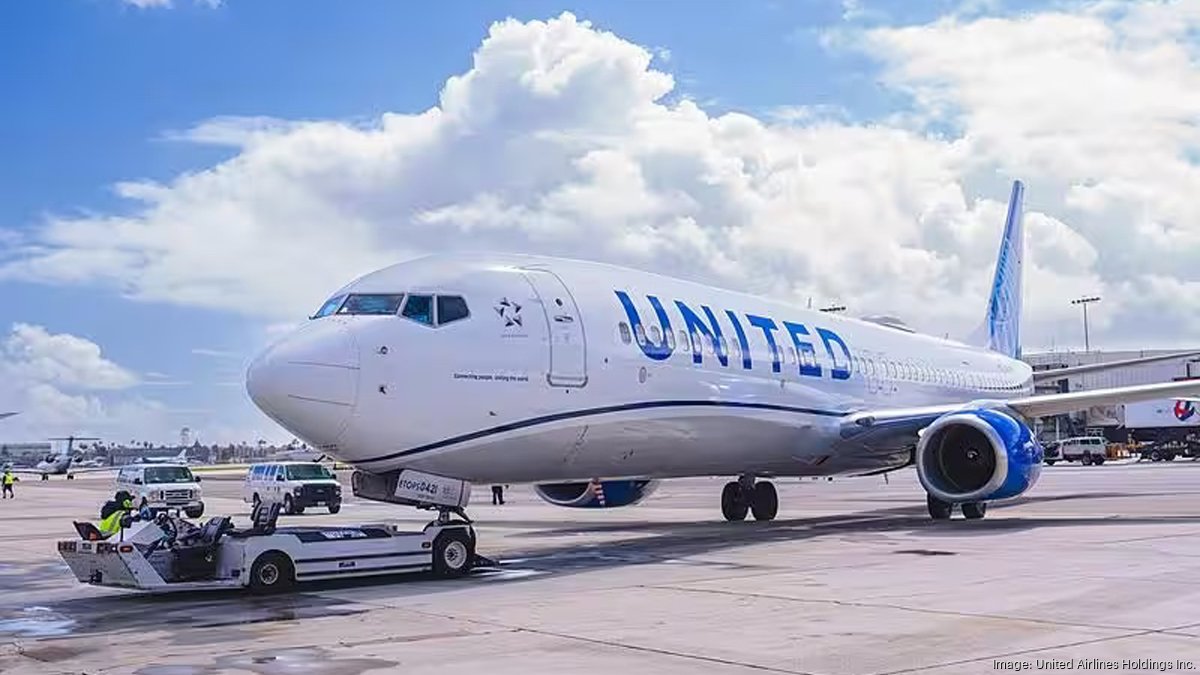United Airlines B737-200 他1点 かずお００７ mqdefault.jpg