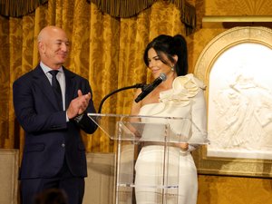 Jeff Bezos and Lauren Sanchez